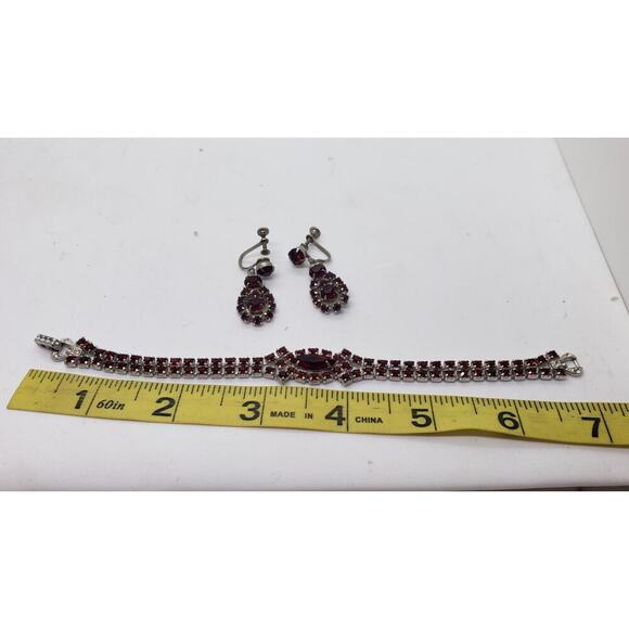 Vintage Ruby Red Rhinestone Bracelet & Screw Earrings Set 1950s Astra Weisner - Picture 10 of 11